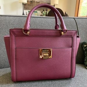 NWT Michael Kors Tina Handbag